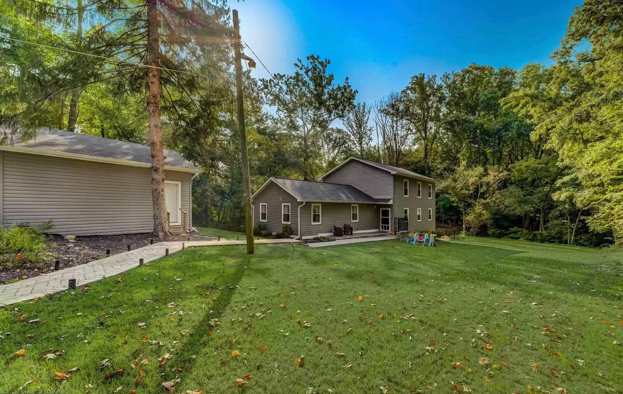 3508 Randall Road – photo 1 of 12