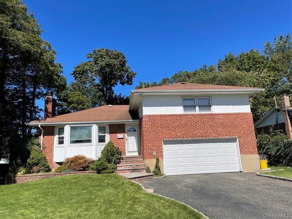 2 Stuart Drive – photo 1 of 20