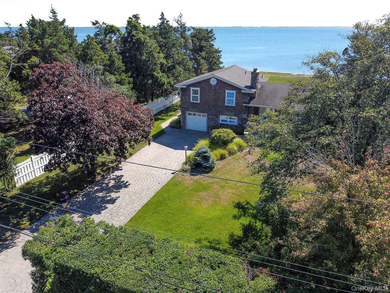 8 Bay Road – photo 1 of 21