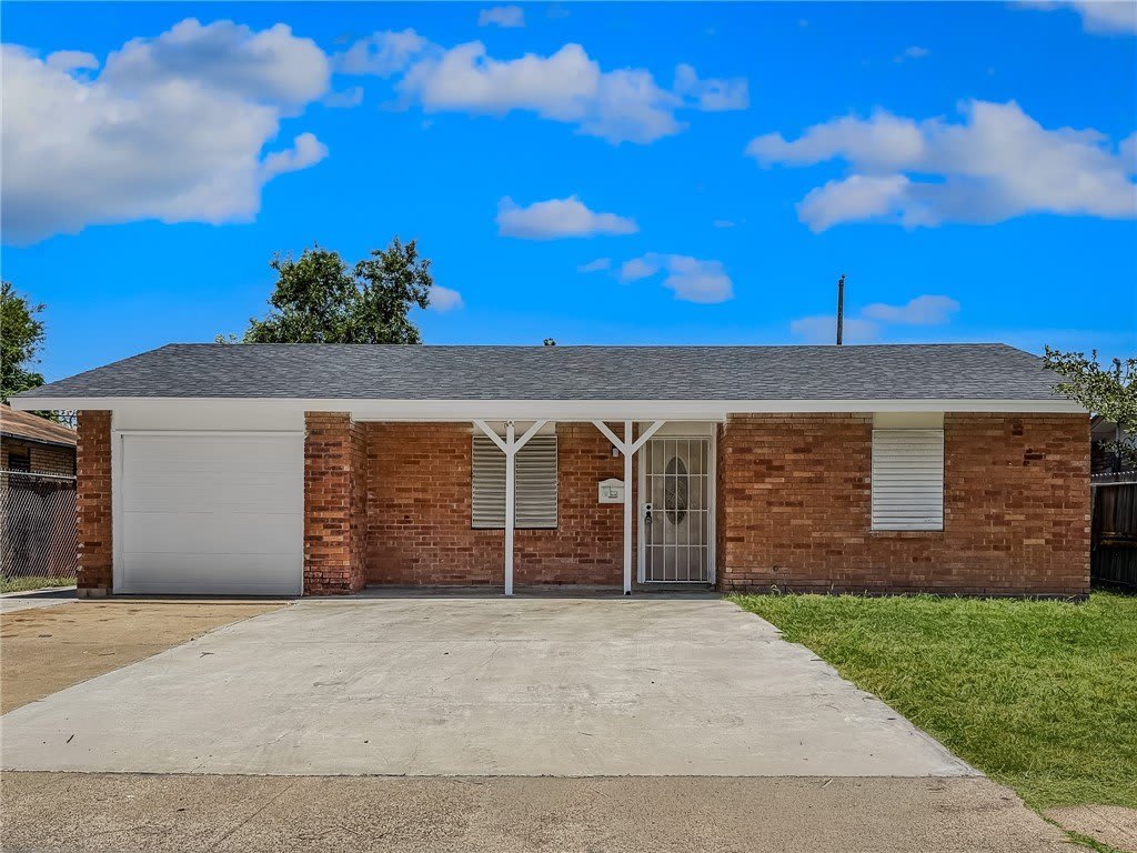 1814 Loritte Drive – photo 1