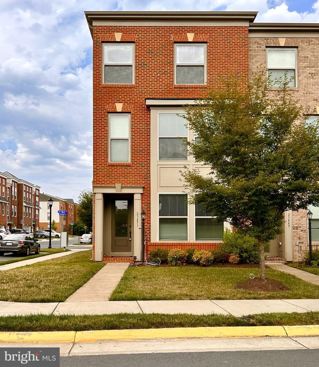 23451 EPPERSON Square – photo 1