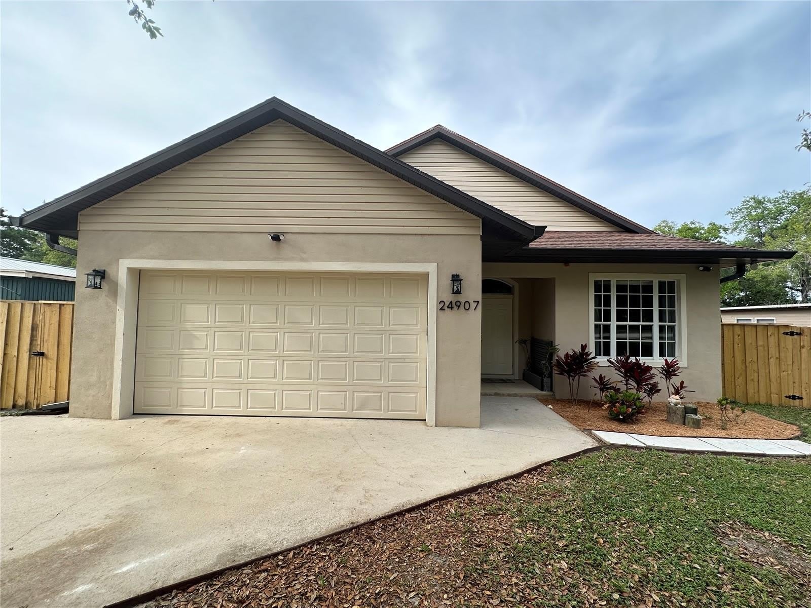 24907 NE 135TH Street – photo 1