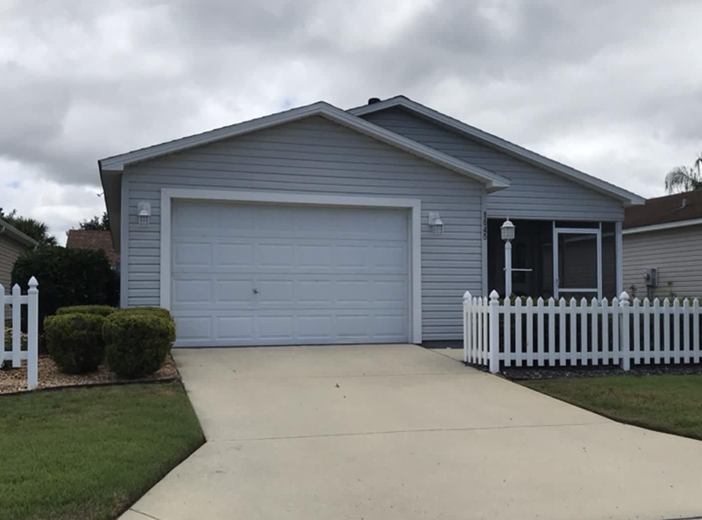 1645 Hickory Grove Ln – photo 1