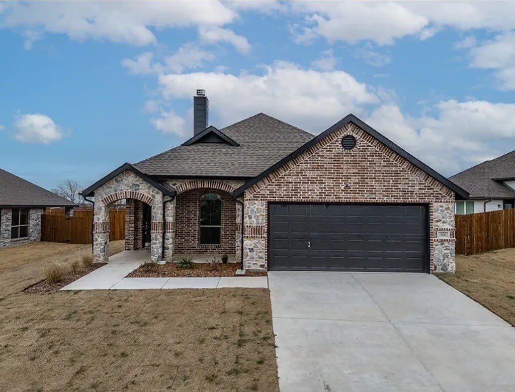 315 Pennington Road – photo 1 of 3