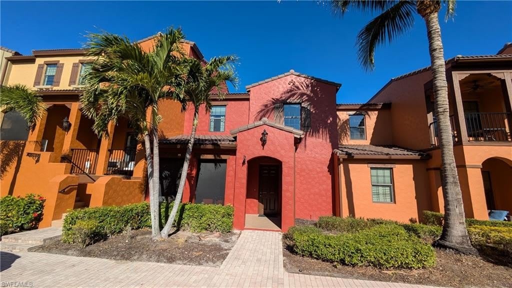 9055 Capistrano St N – photo 1 of 43