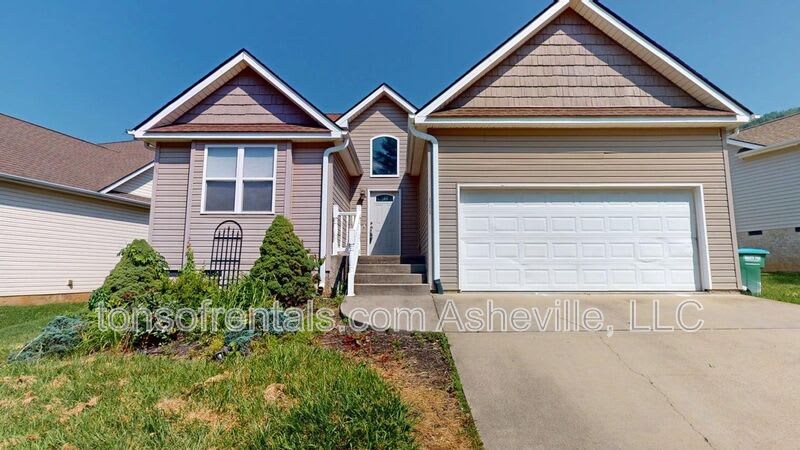 111 Woodcreek Circle – photo 1 of 22