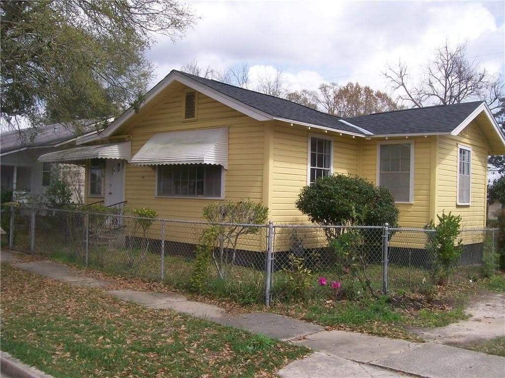 5 Southern Street – photo 1 of 11