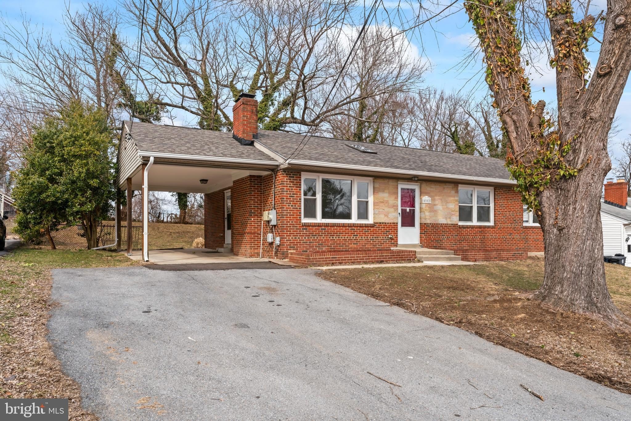 4502 HENDERSON Road – photo 1 of 65