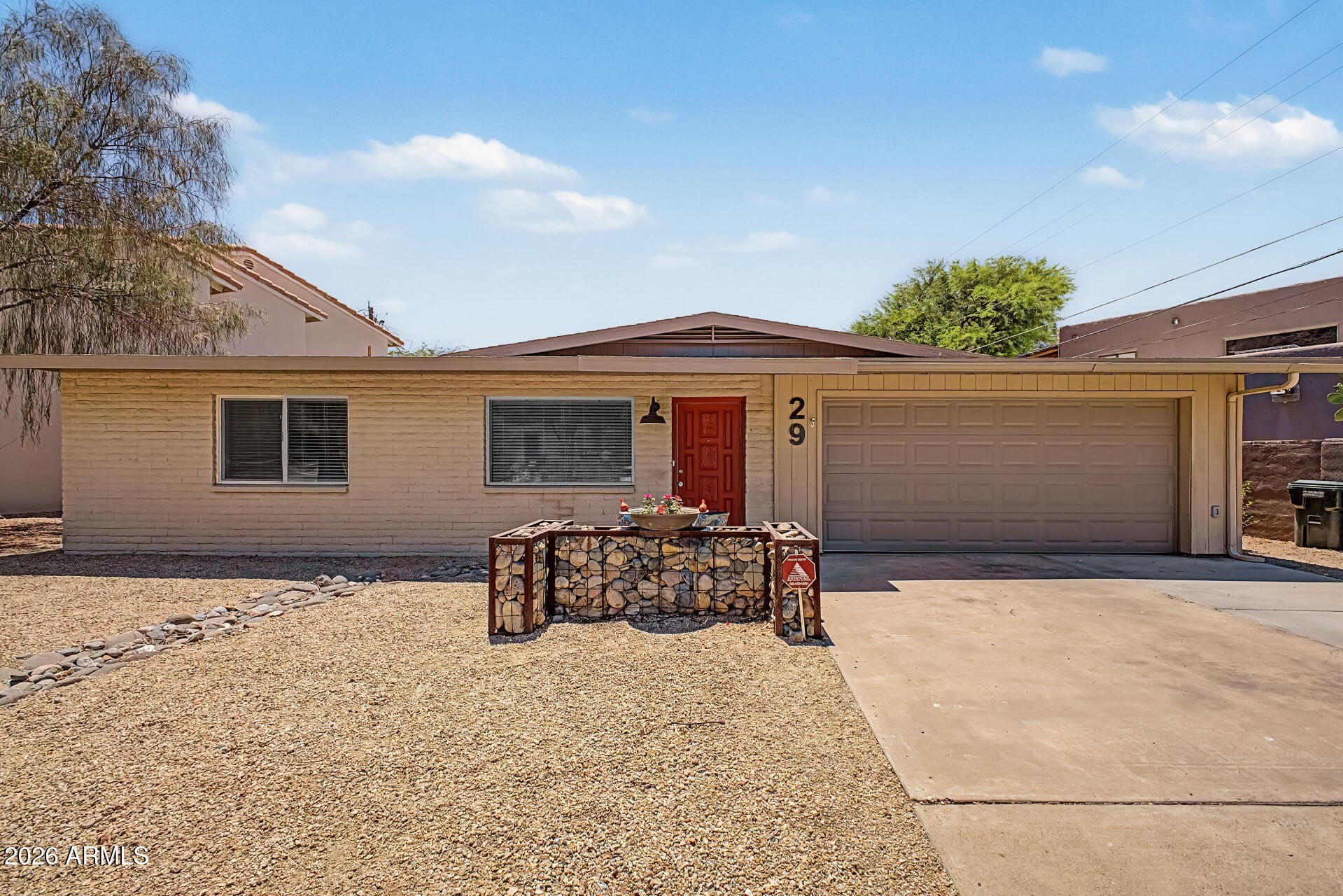 29 E FOOTHILL Drive – photo 1