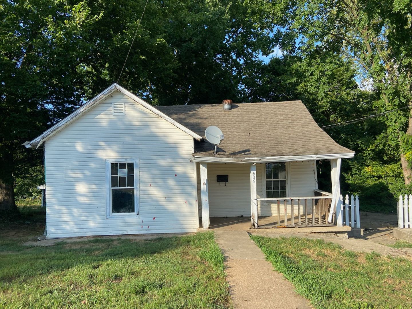 Coming Soon Investor Special In Town 500 Down 390 Month – photo 1 of 66
