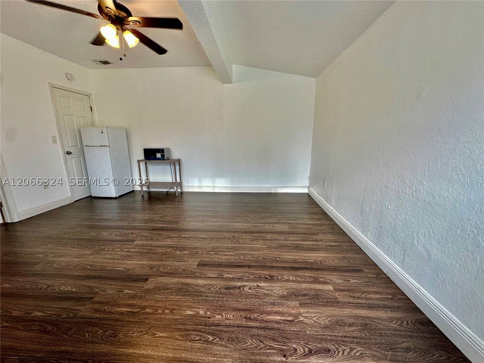 6773 Camelia Dr – photo 1 of 6