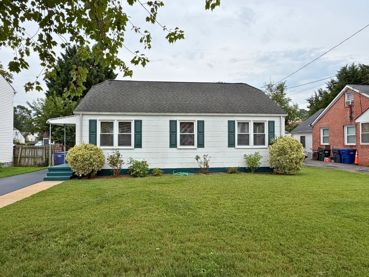 Immaculate 3 bedroom 1.5 bathroom Rambler home in Falls Church – photo 1 of 21