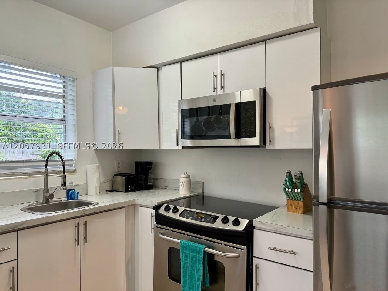 1130 NE 81st St – photo 1
