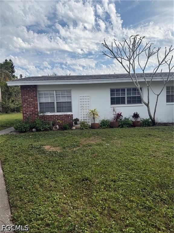 823 Courtington Lane – photo 1 of 13