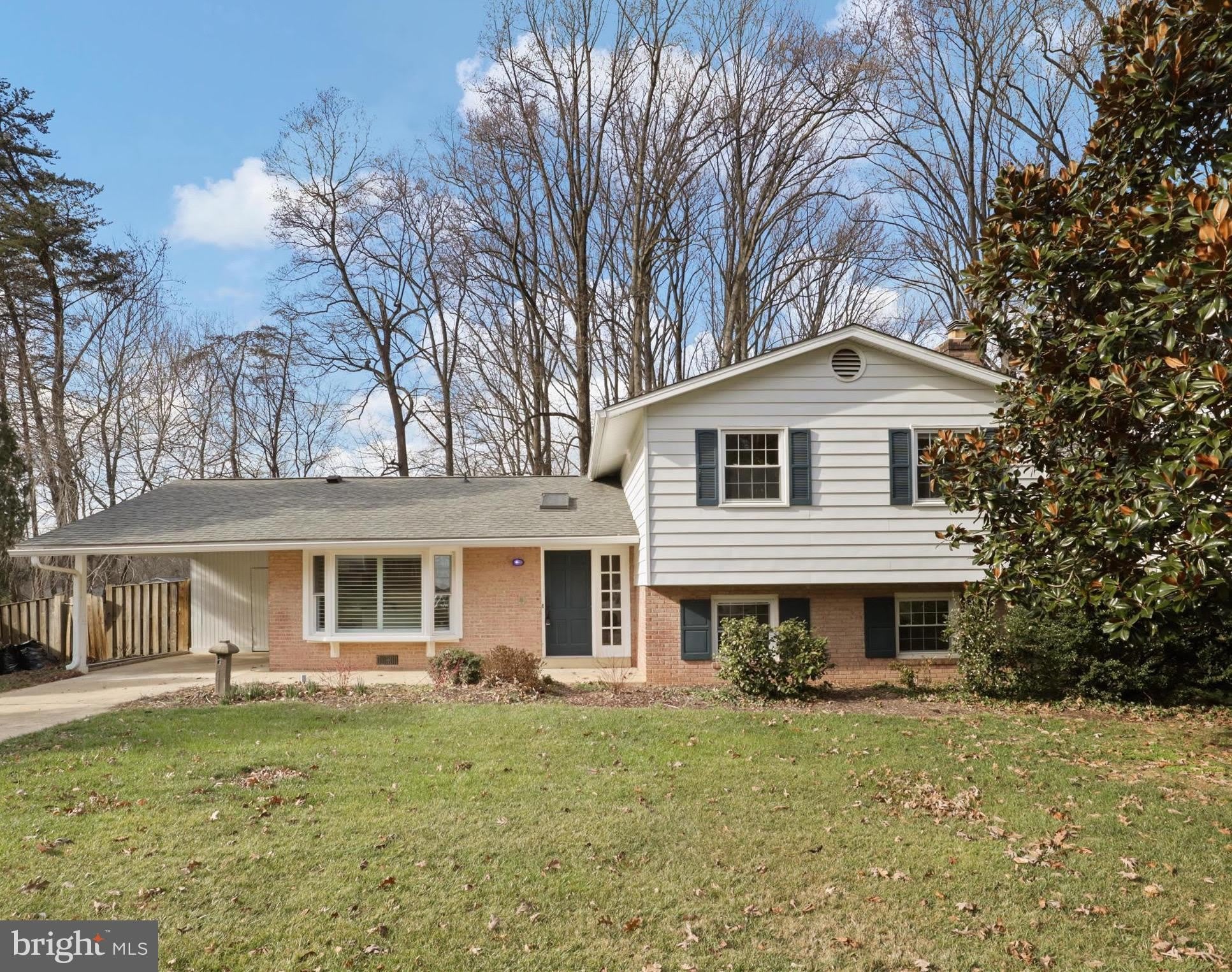 5200 HOLDEN Street – photo 1 of 46