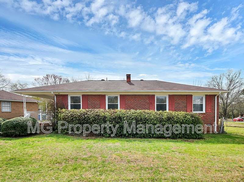 243 Eden Circle – photo 1 of 30