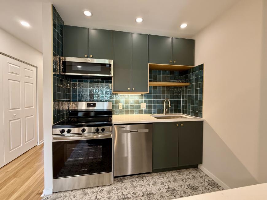 227 Coolidge Ave. – photo 1