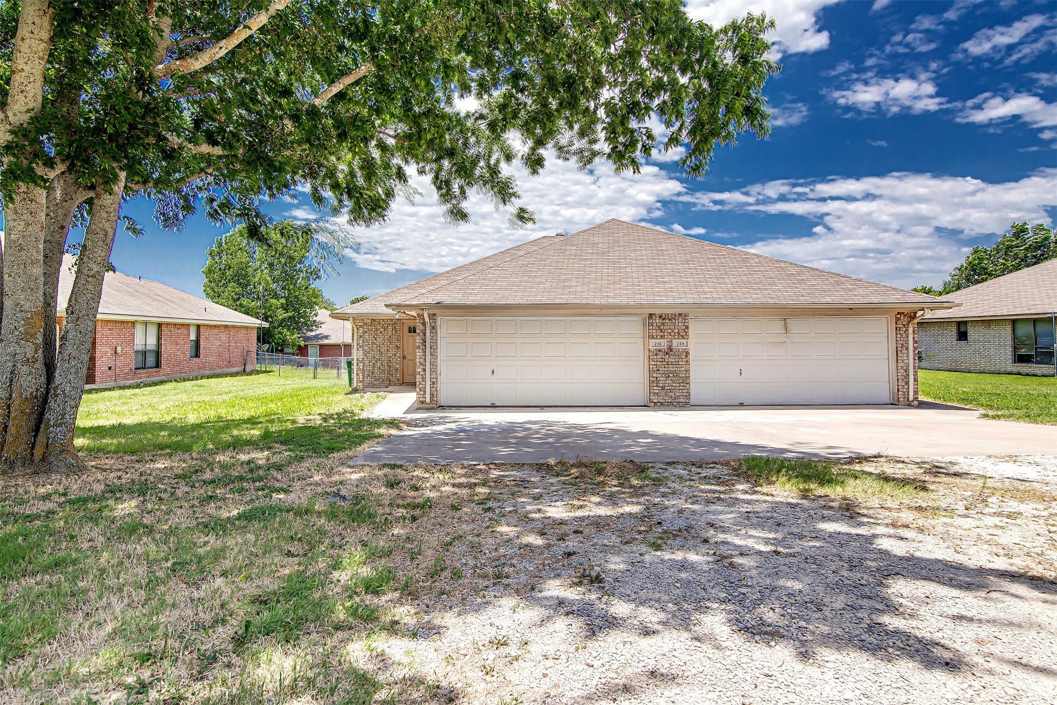 210 Joshua Boulevard – photo 1 of 22