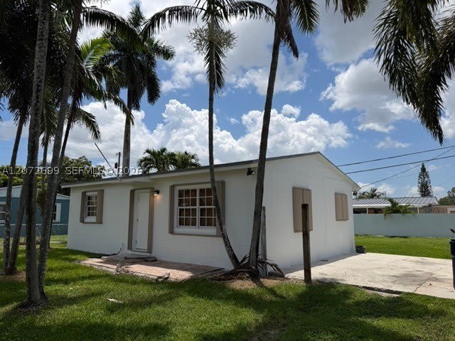 18720 SW 316th St – photo 1