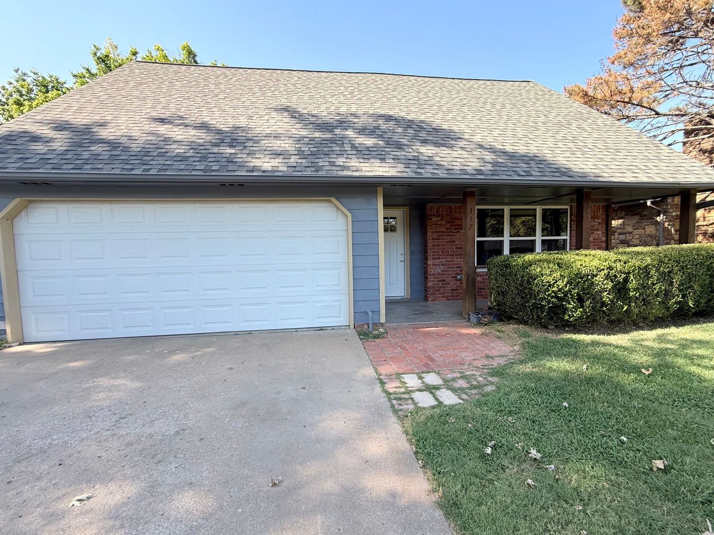 Nice 3 bedroom 2.5 bath near Jenks HS – photo 1 of 22