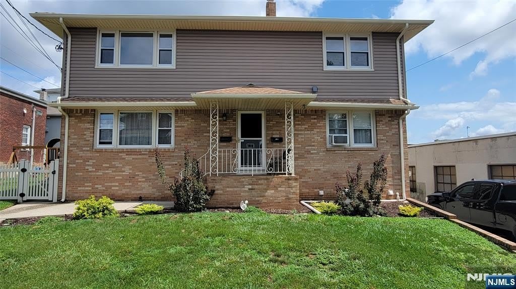 39 Wadsworth Street – photo 1 of 17