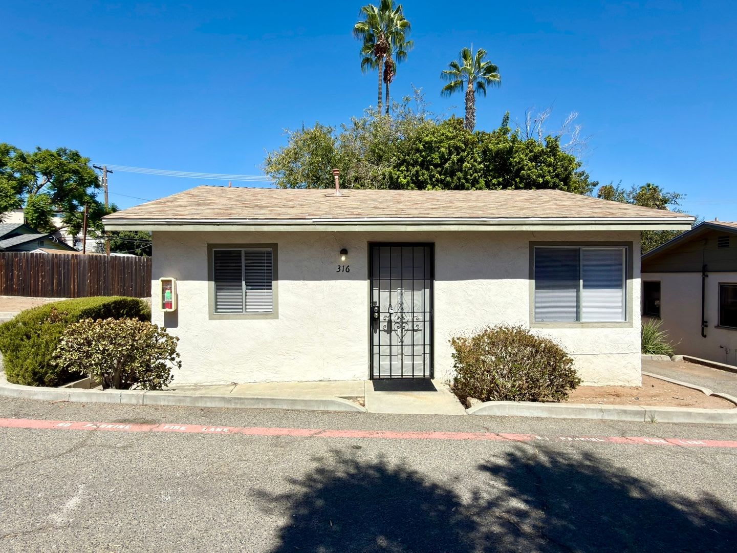 Single Level Cottage Near Downtown! – photo 1 of 15