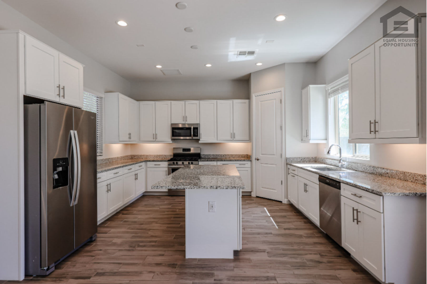 4Bed/3Bath House at Mayo Blvd/Scottsdale Rd! Move-In Ready on 09/10/2026! – Gated Community! – photo 1
