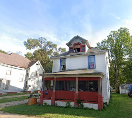 1061 W Decatur St – photo 1 of 2
