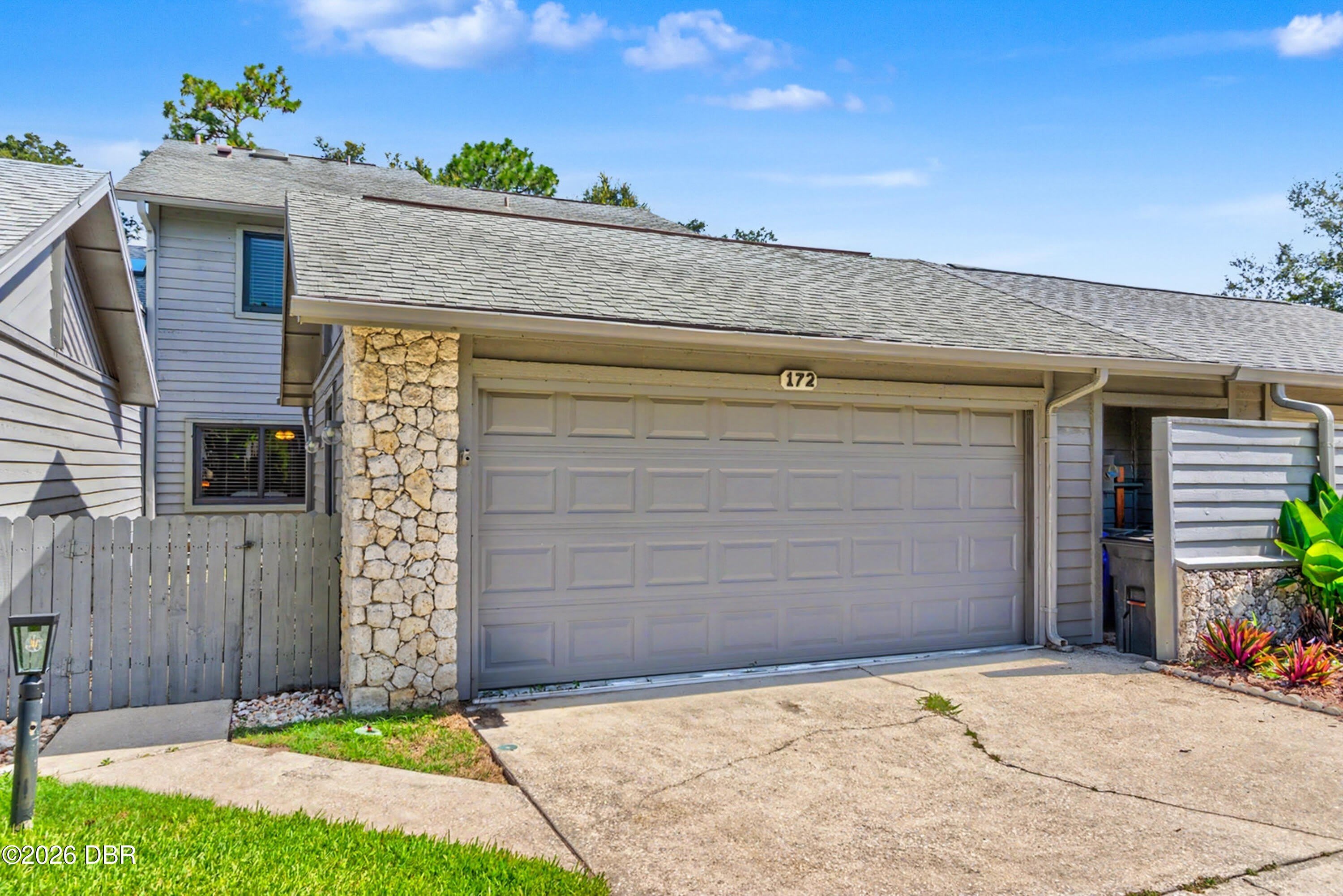 172 Deer Lake Circle – photo 1
