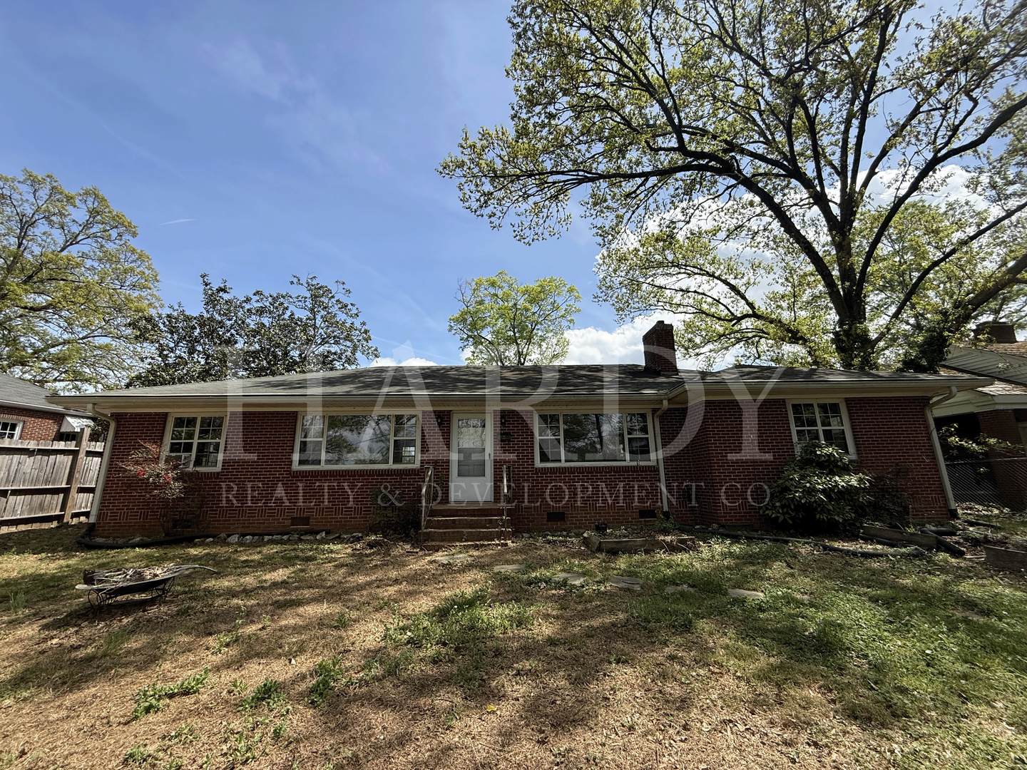 114 Lookout Circle – photo 1