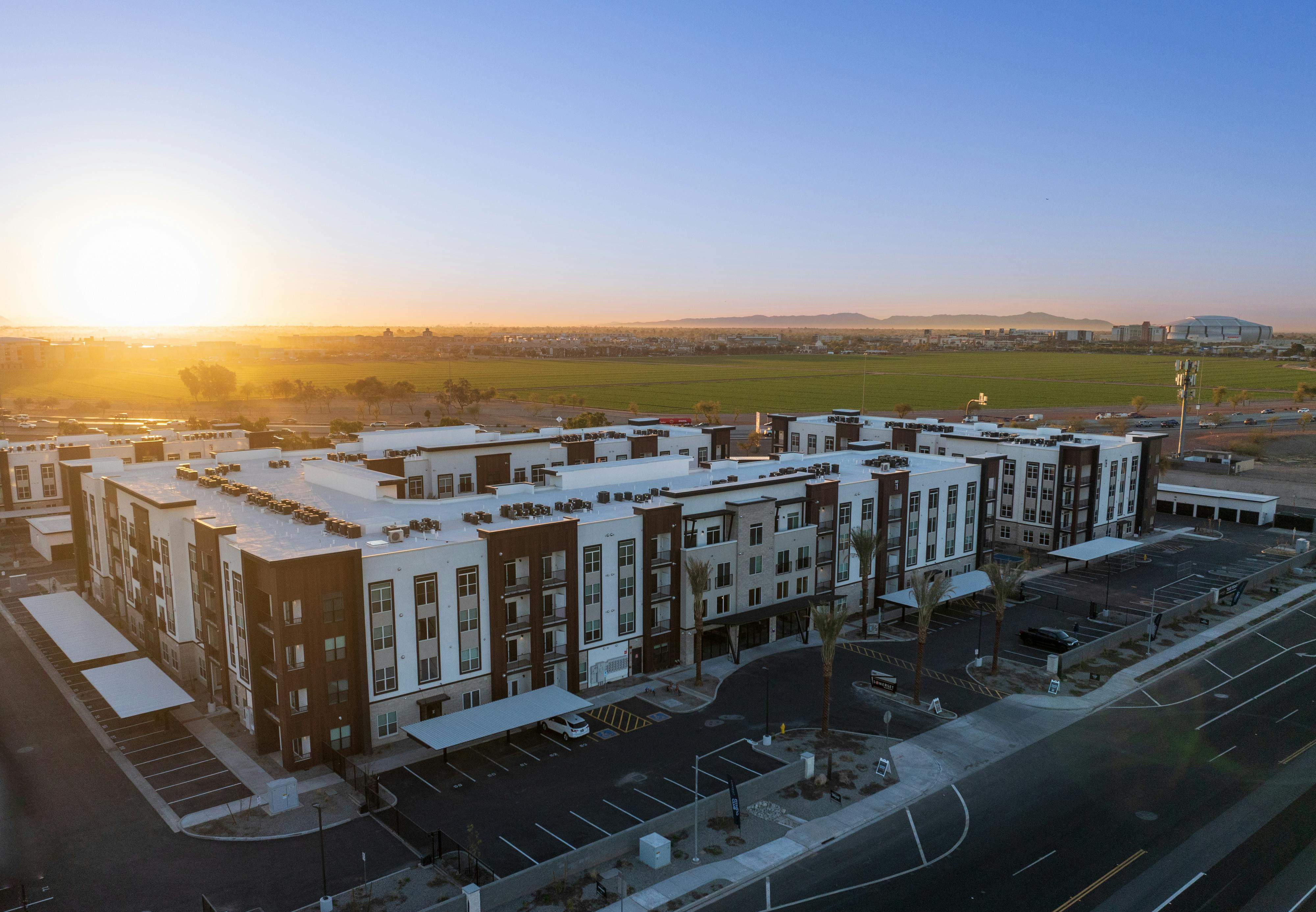 Somerset Upscale Apartments – photo 1