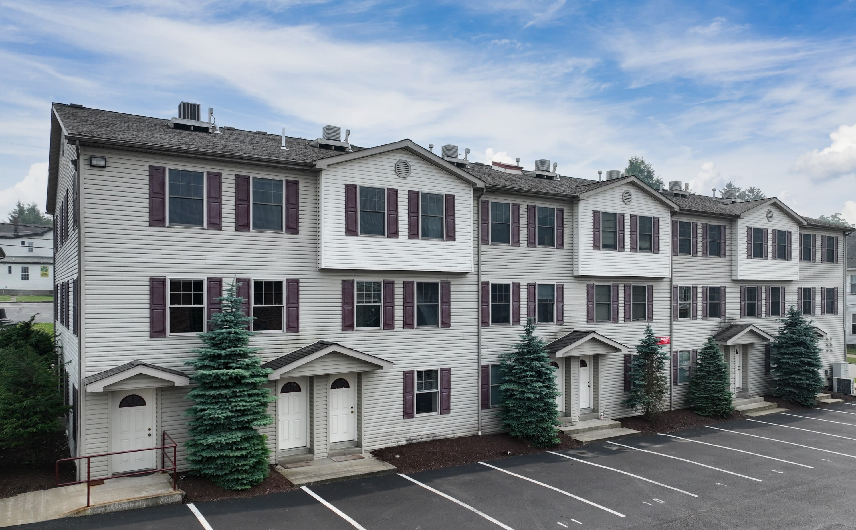 31 South 10th Street – photo 1