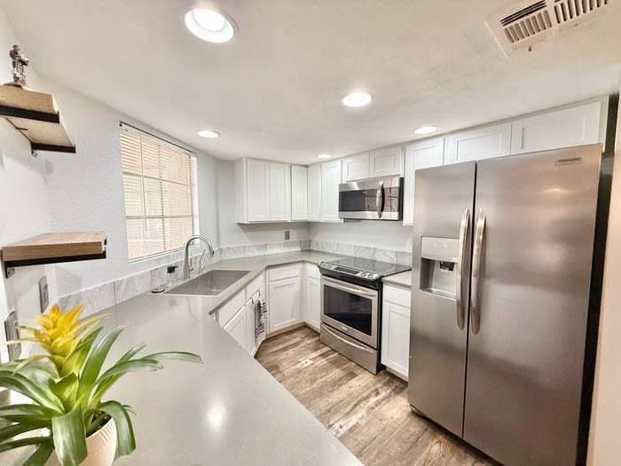 4850 East Desert Cove Avenue – photo 1