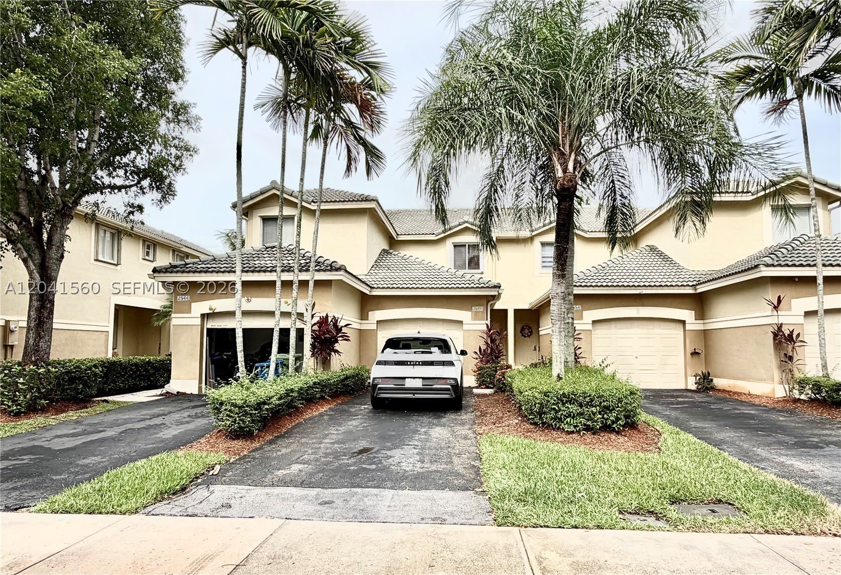 2560 Cordoba Bnd – photo 1