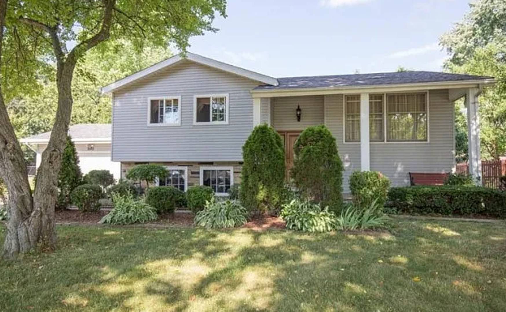 5001 Sampson Drive – photo 1 of 26