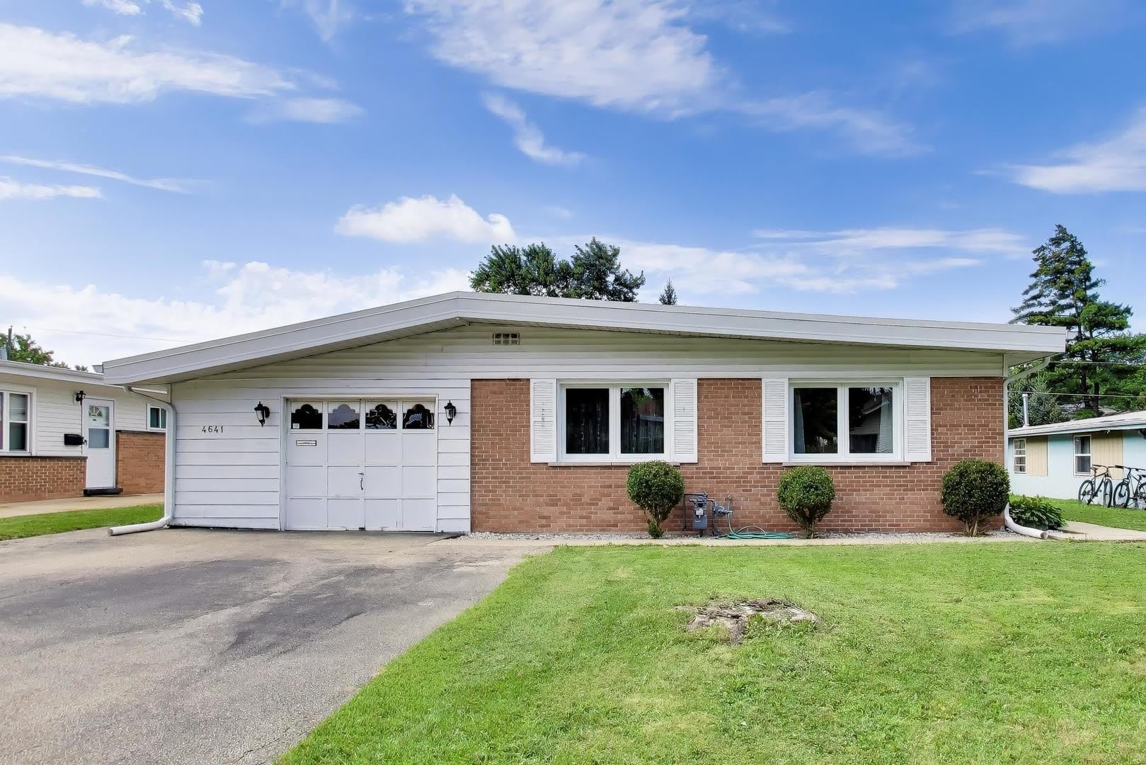4641 Locust Avenue – photo 1