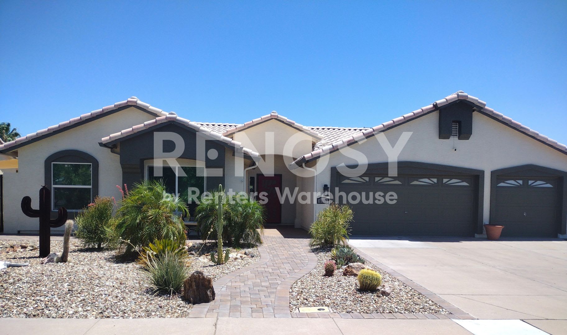 Updated 3 Br 2.5 Ba 3 Cg with Pool Near Loop 202 and Recker in Mesa – photo 1