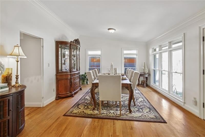 1930 Wildwood Place NE – photo 1