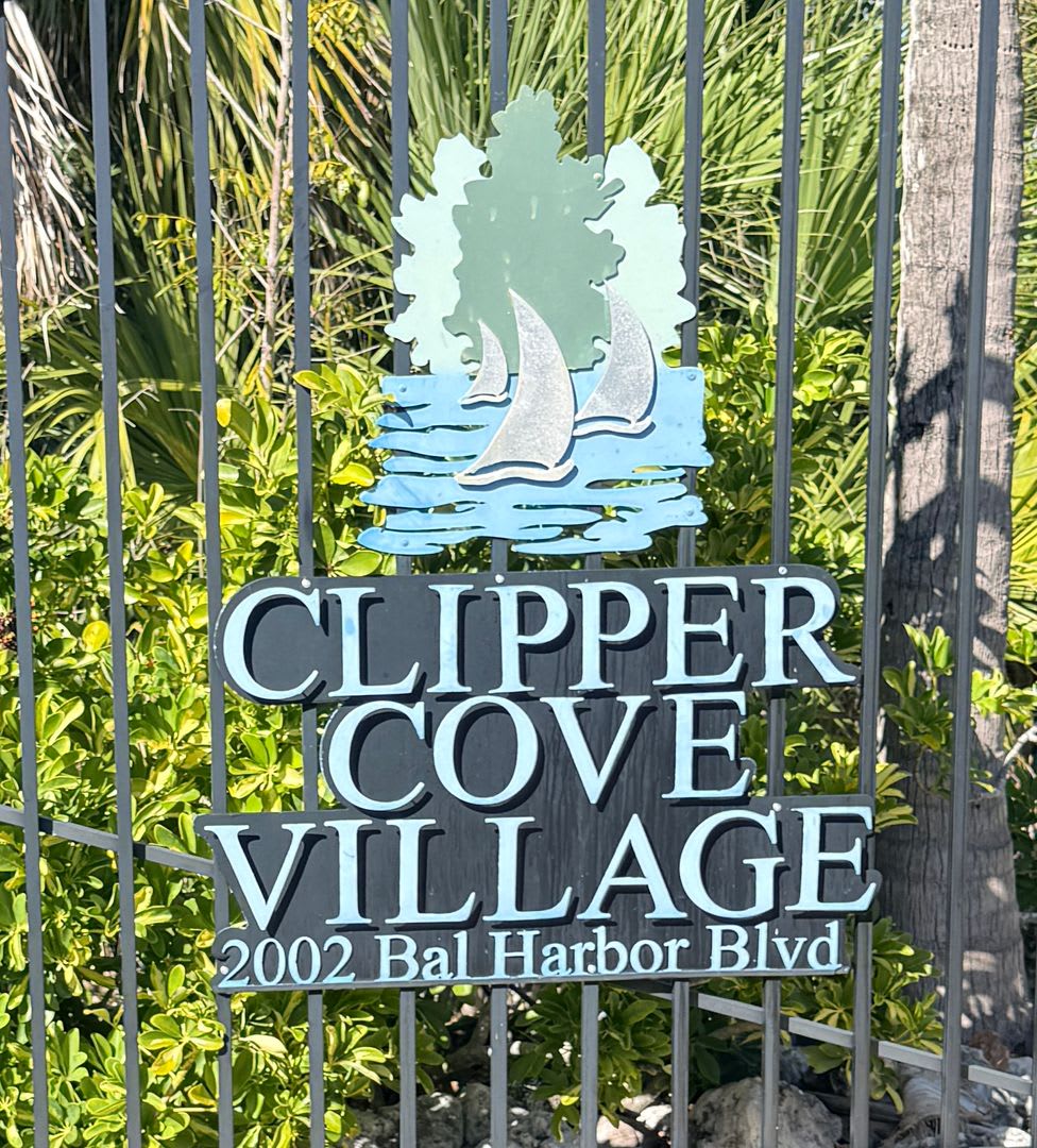 Waterfront Condo 3/2/1 – photo 1