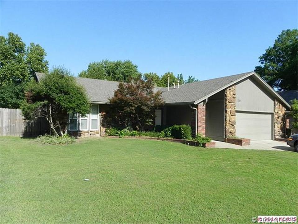 7834 S. 72nd E. Ave. – photo 1