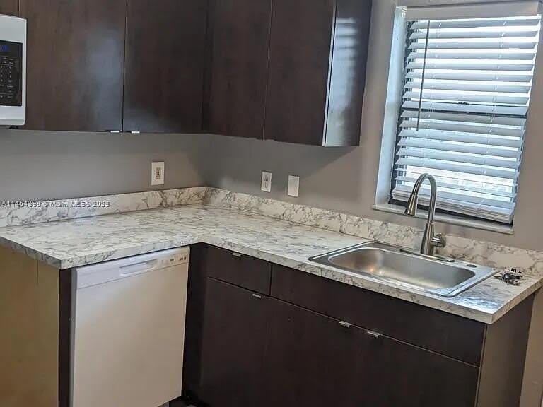 617 Ixoria Ave – photo 1