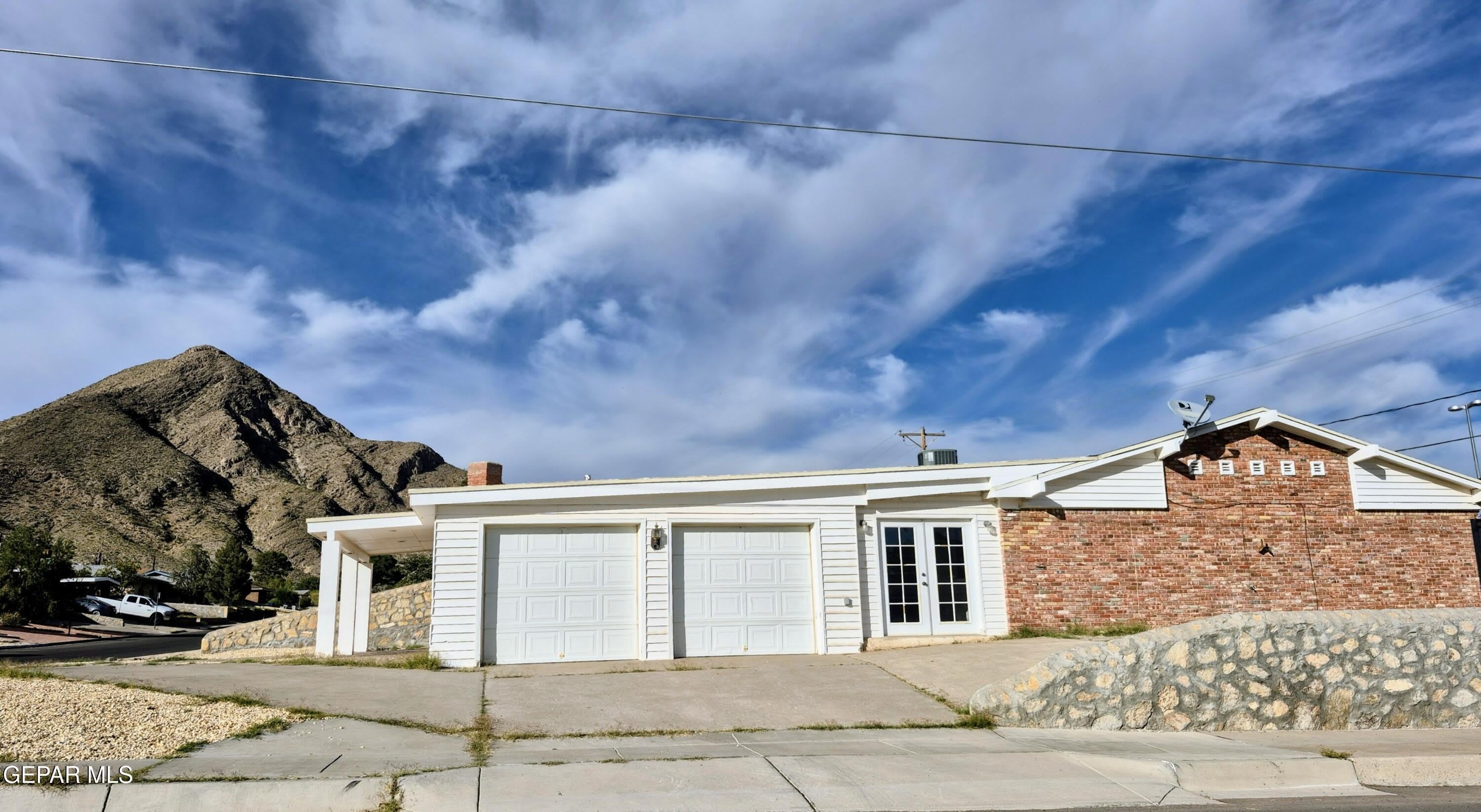 4700 LOUISIANA Street – photo 1