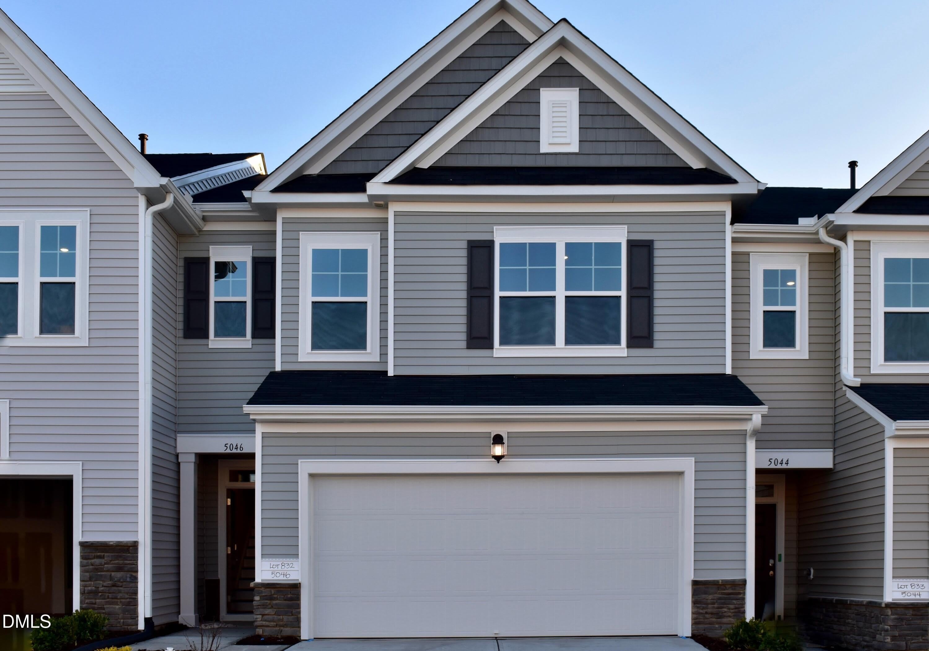 5046 Arkose Drive – photo 1