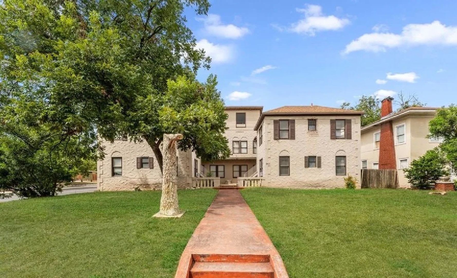 343 W SUMMIT AVE – photo 1