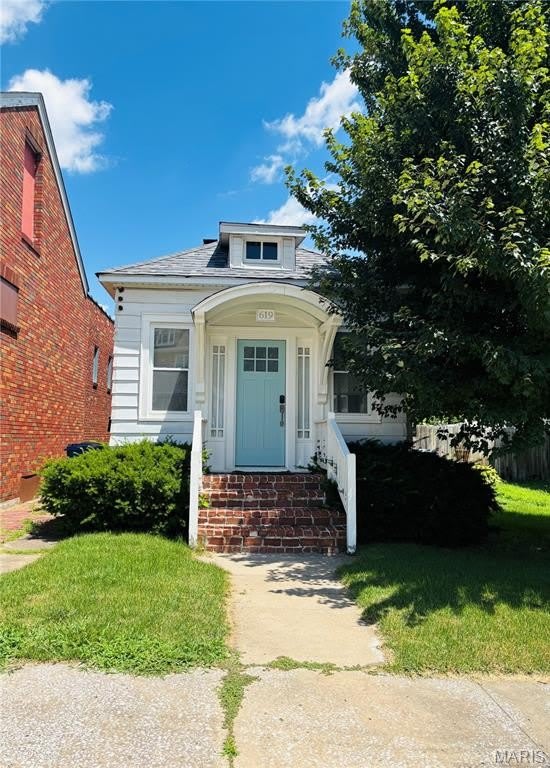 619 Henry Street – photo 1 of 22