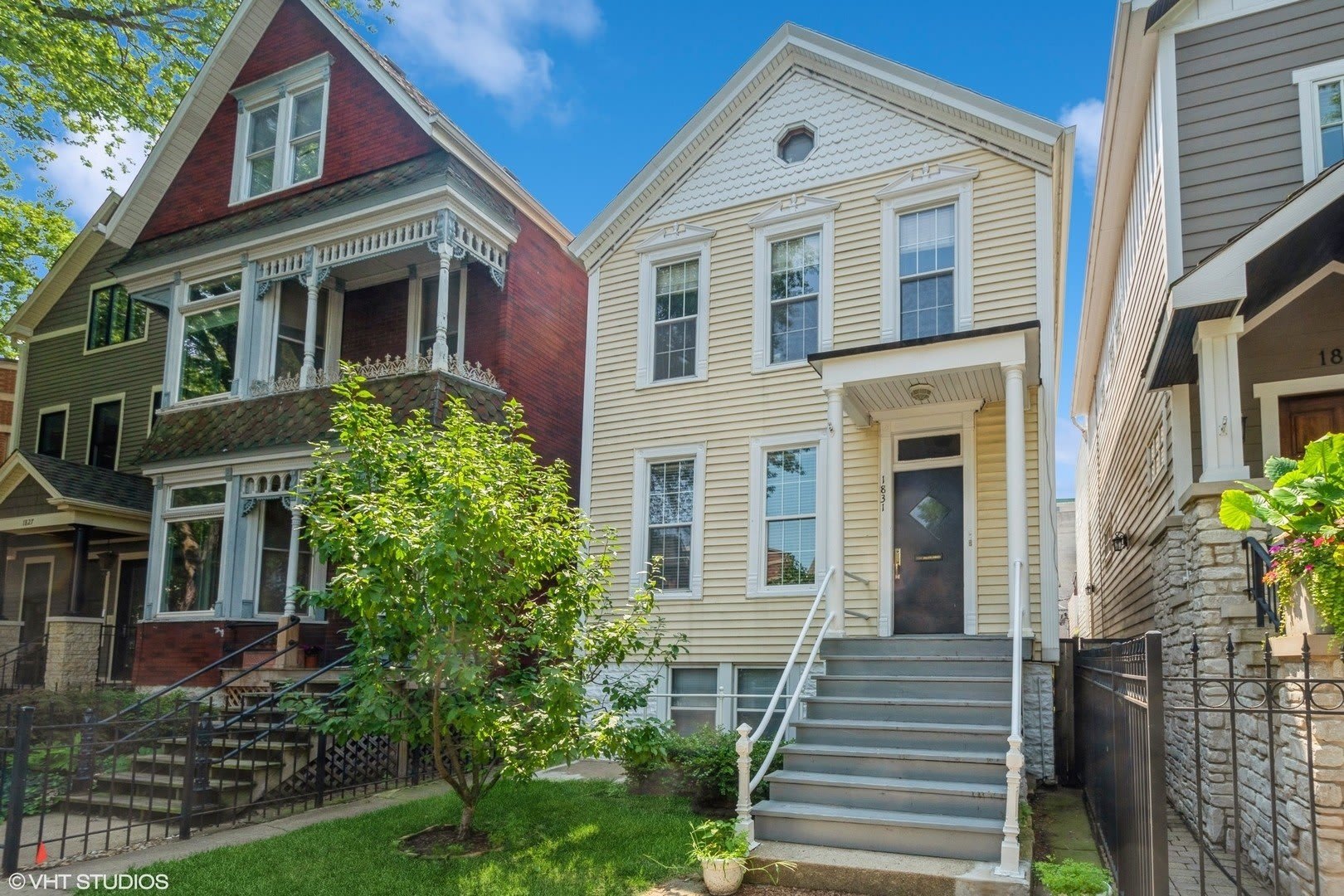 1831 W Melrose Street – photo 1
