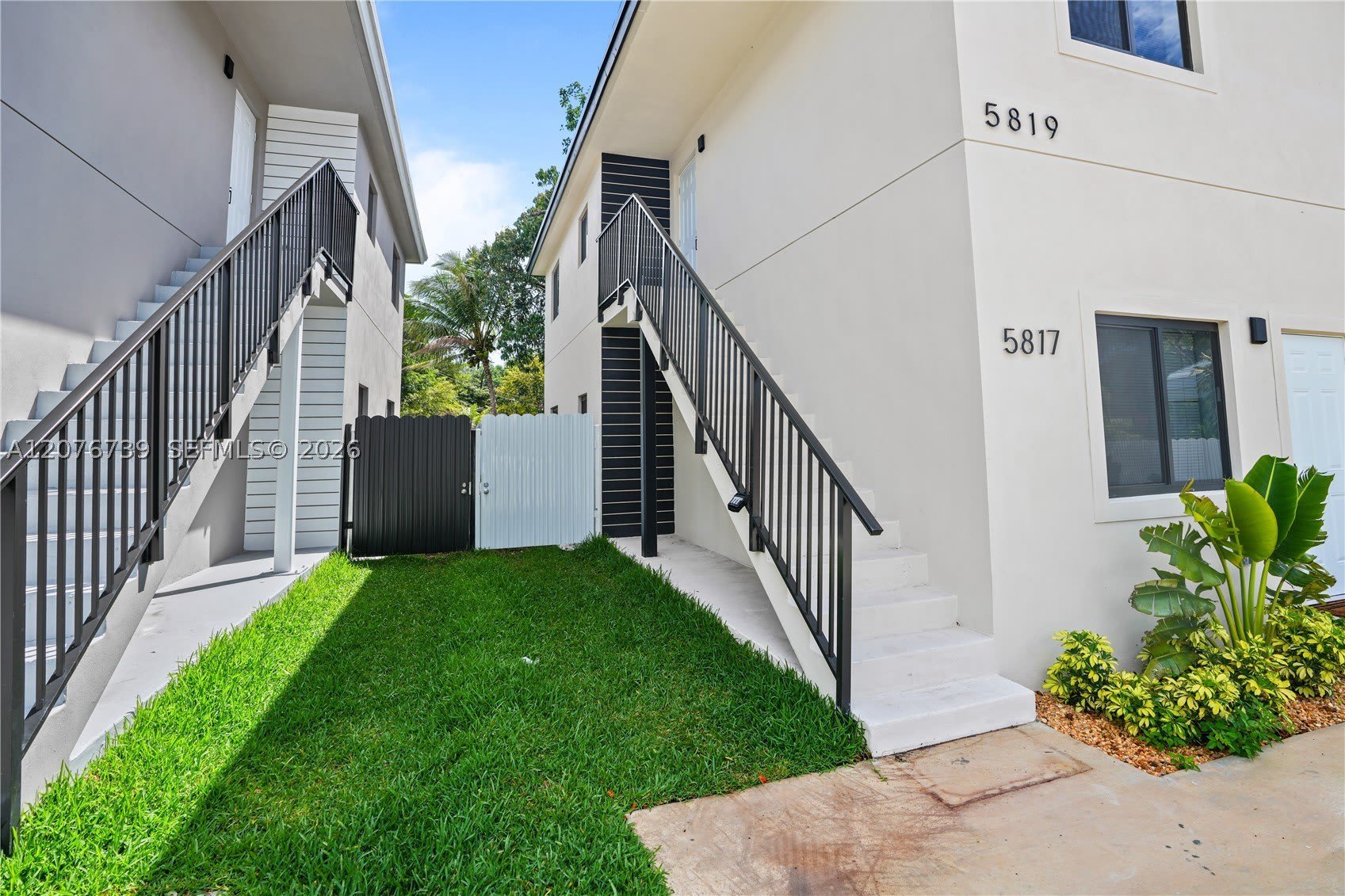5817 NW 30th Ave – photo 1