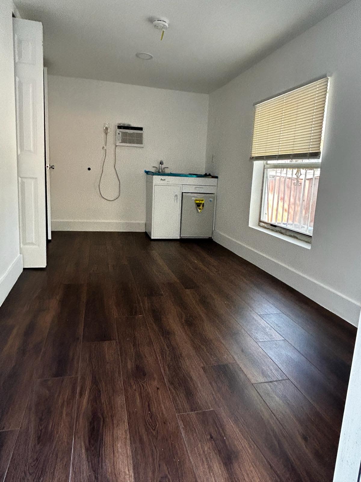 7714 Northwest 5th Avenue – photo 1