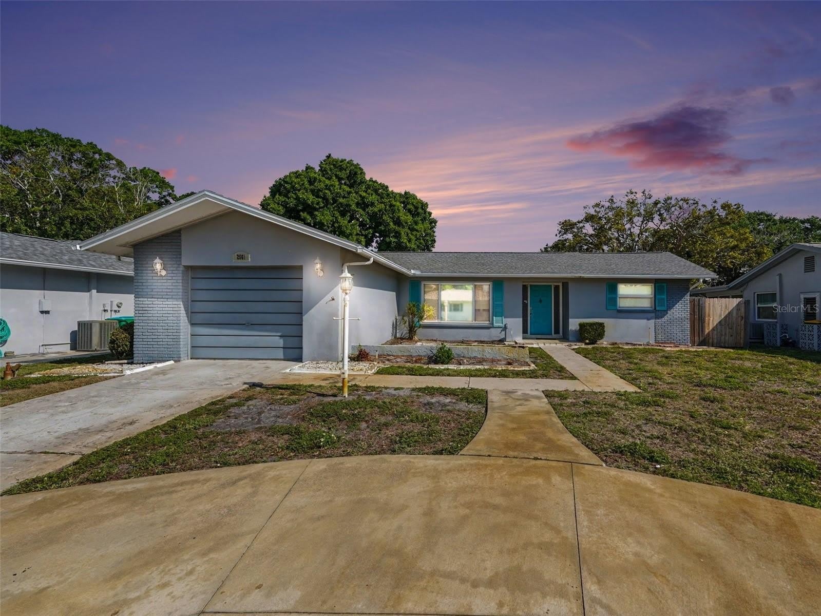2561 BLACKWOOD Circle – photo 1 of 32