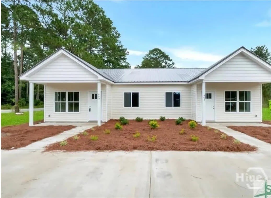 373 Carter – photo 1 of 15